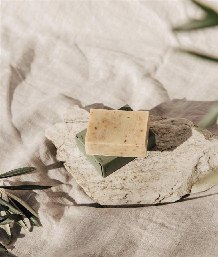 Handmade Soap Bar — Oat & Shea